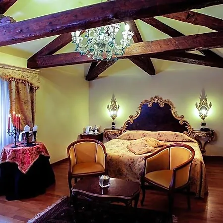Ca' Alvise Hotel 4*