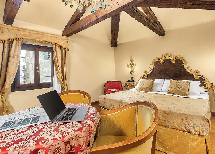 Ca' Alvise Hotel