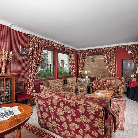 ホテル カ アルヴィーゼ