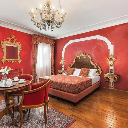 كا' ألفيز 4* البندقية